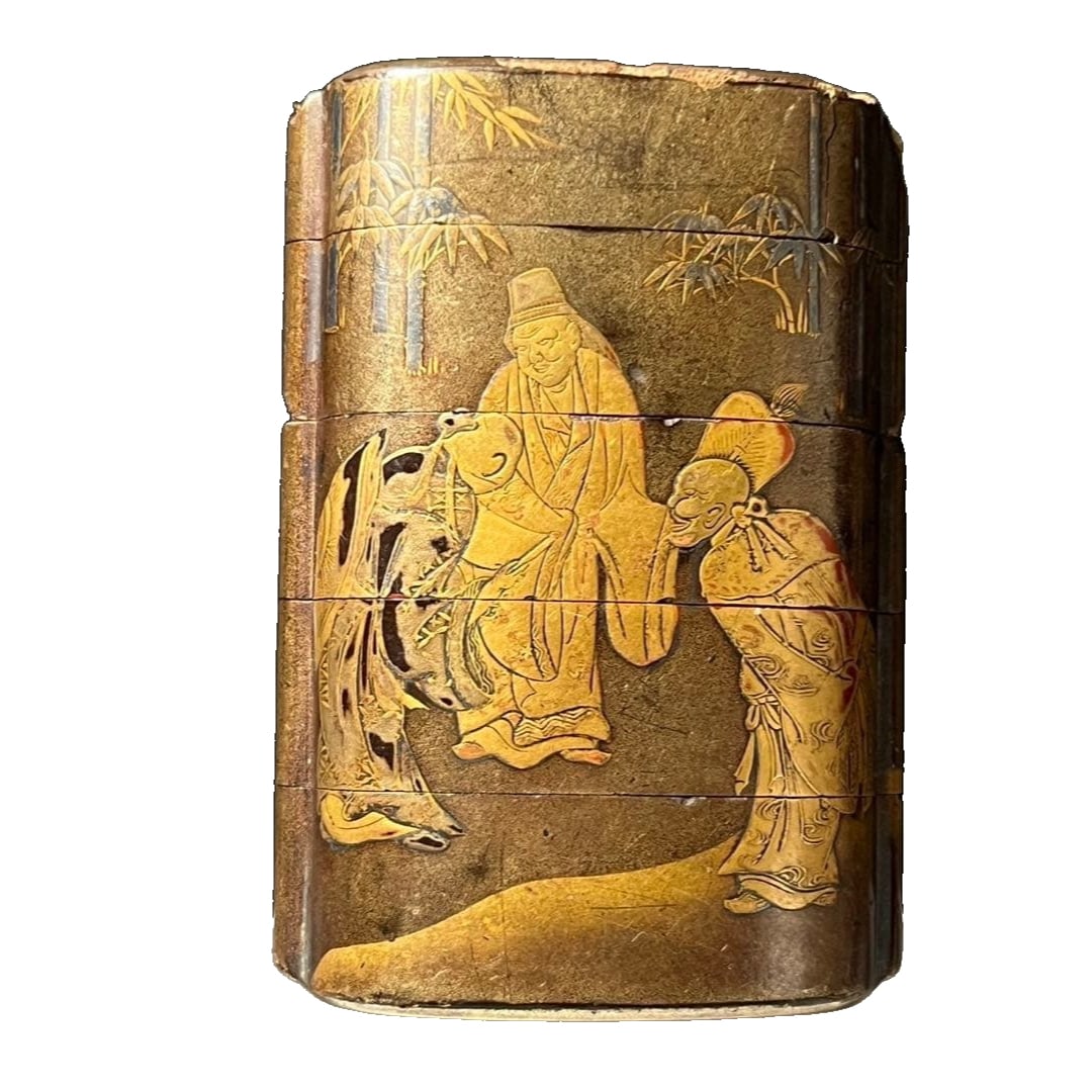 Inro from the Edo to Meiji period (small wooden container), depicting a Buddhist monk and adorned (1 of 6)