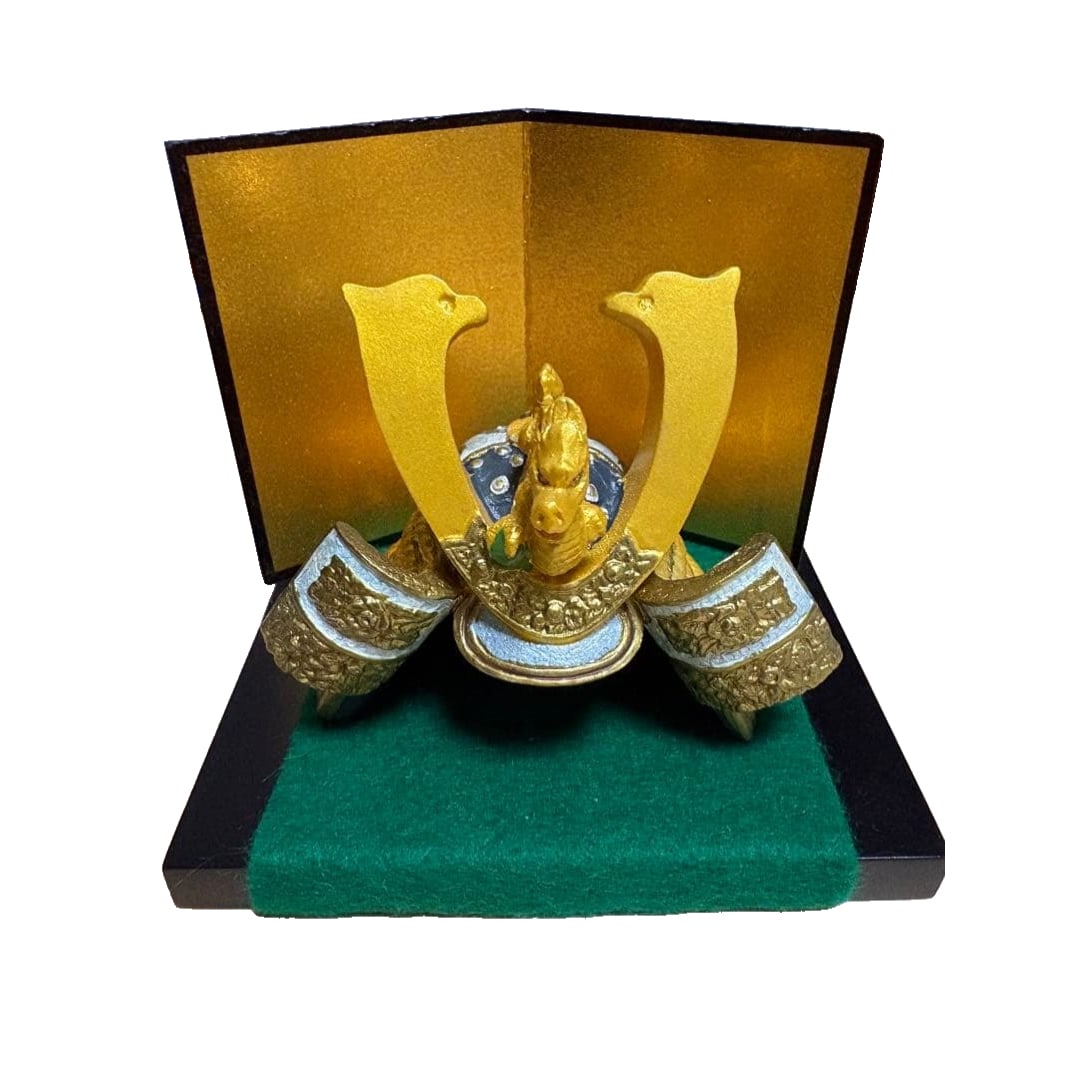 Miniature Model of Interior Helmet Decoration (1 of 5)