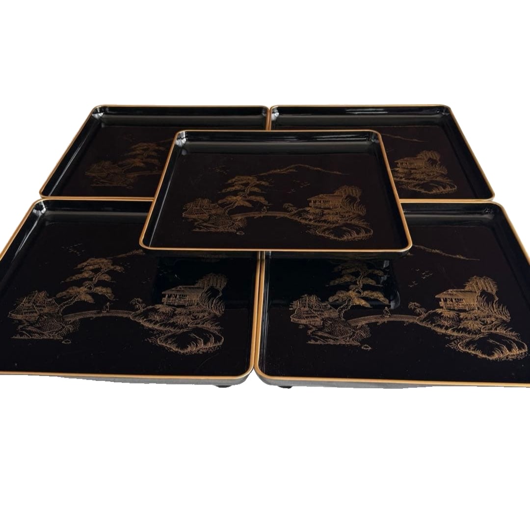Wajima Lacquerware, Specially Made, Elegant and Durable, Authentic Kaiseki Cuisine Set (5 Trays): Wajima Lacquerware, Specially Made, Elegant and Durable, Authentic Kaiseki Cuisine Set (5 Trays). Wajima Lacquerware with Legs Dimensions 36 cm x 36 cm Height 4.5 cm During use, slight wear, small scr