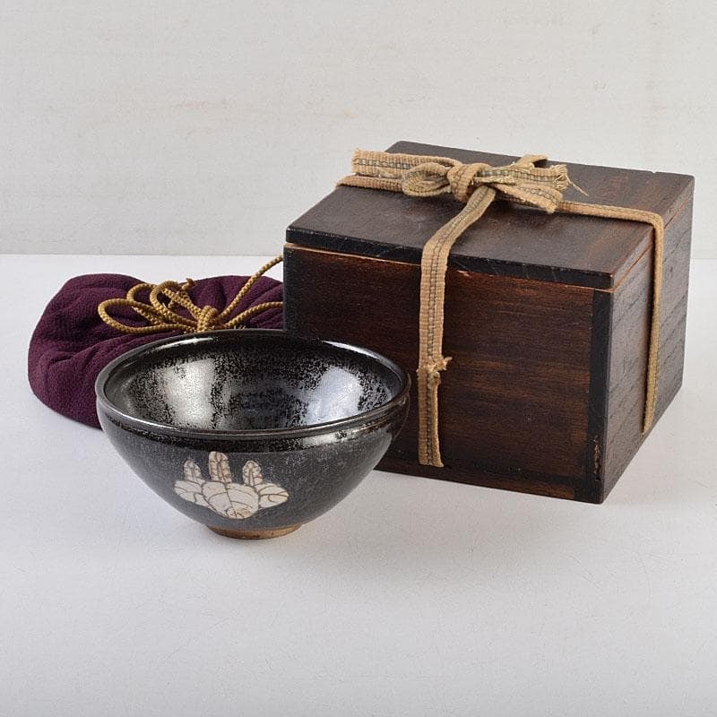 Tea Ceremony Utensils: Kishu-yaki, Aoi Kiln, Black Glaze, Paulownia Pattern, Tenmoku Tea Bowl, (1 of 17)
