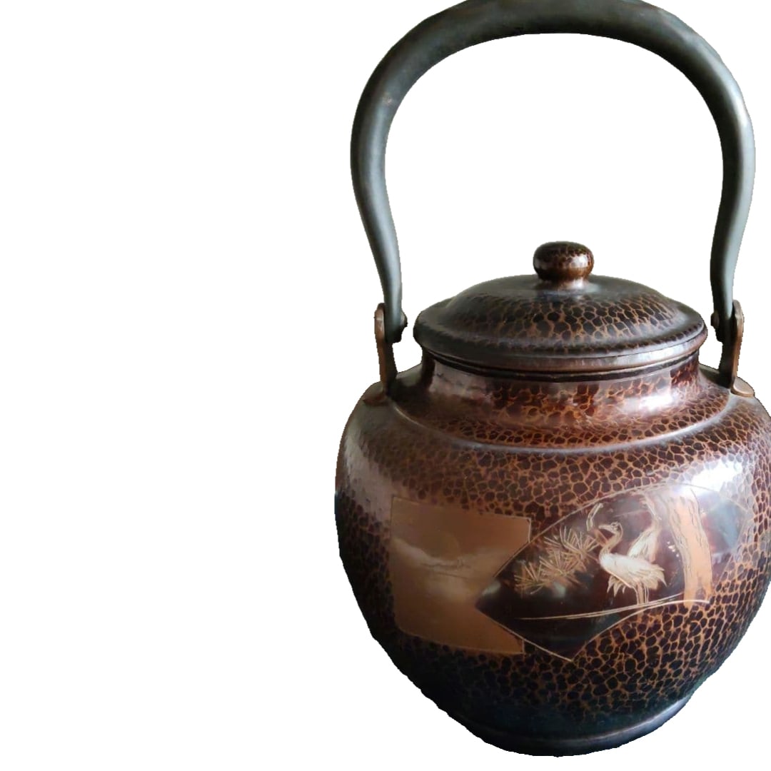 Yamakawa-do Pure Copper Water Kettle - Design with Engraving of a Japanese Crane (1 of 9)