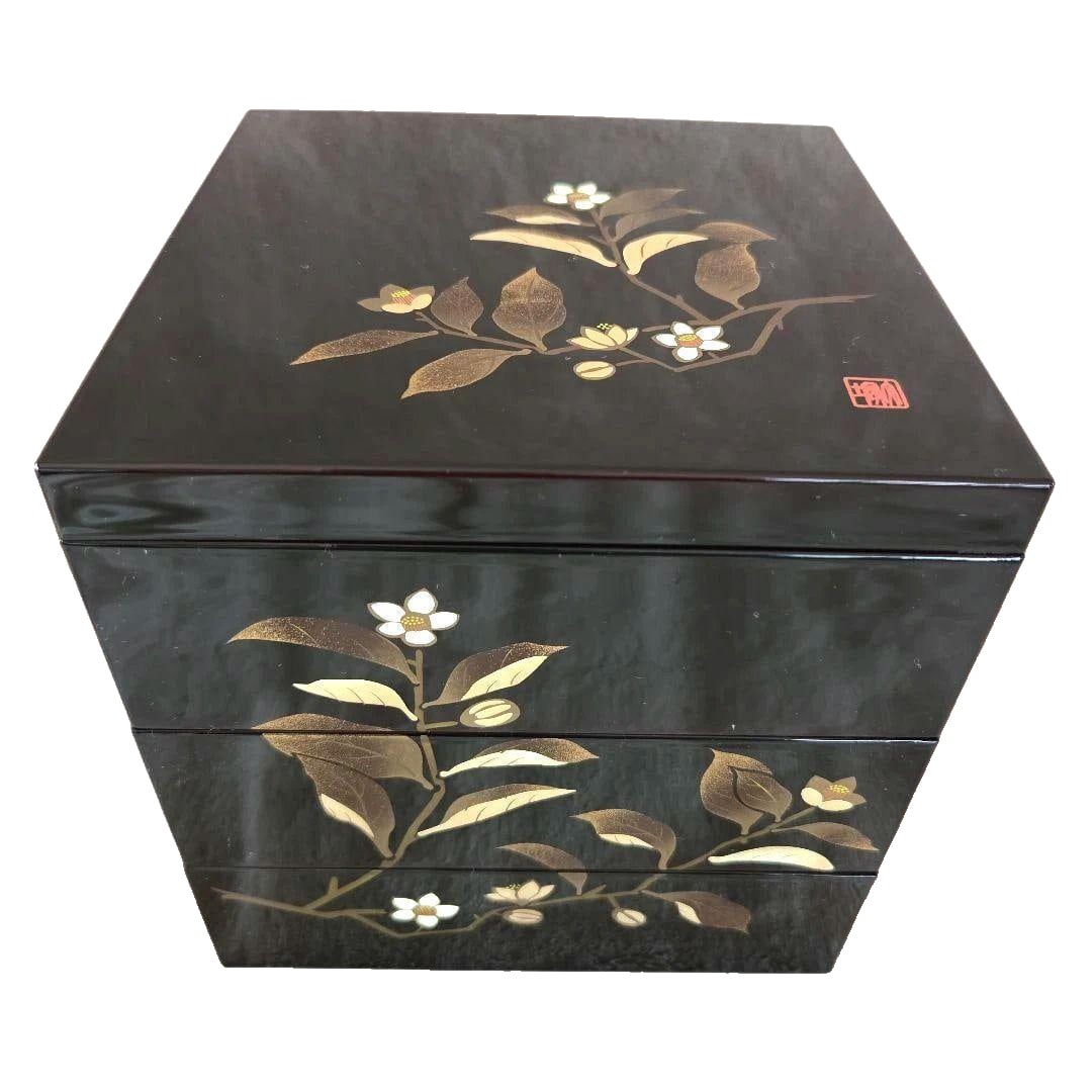 [Brand New] Gold-Decorated Orange Pattern Synthetic Lacquer Three-Tier Bento Box, Black Base with (1 of 15)