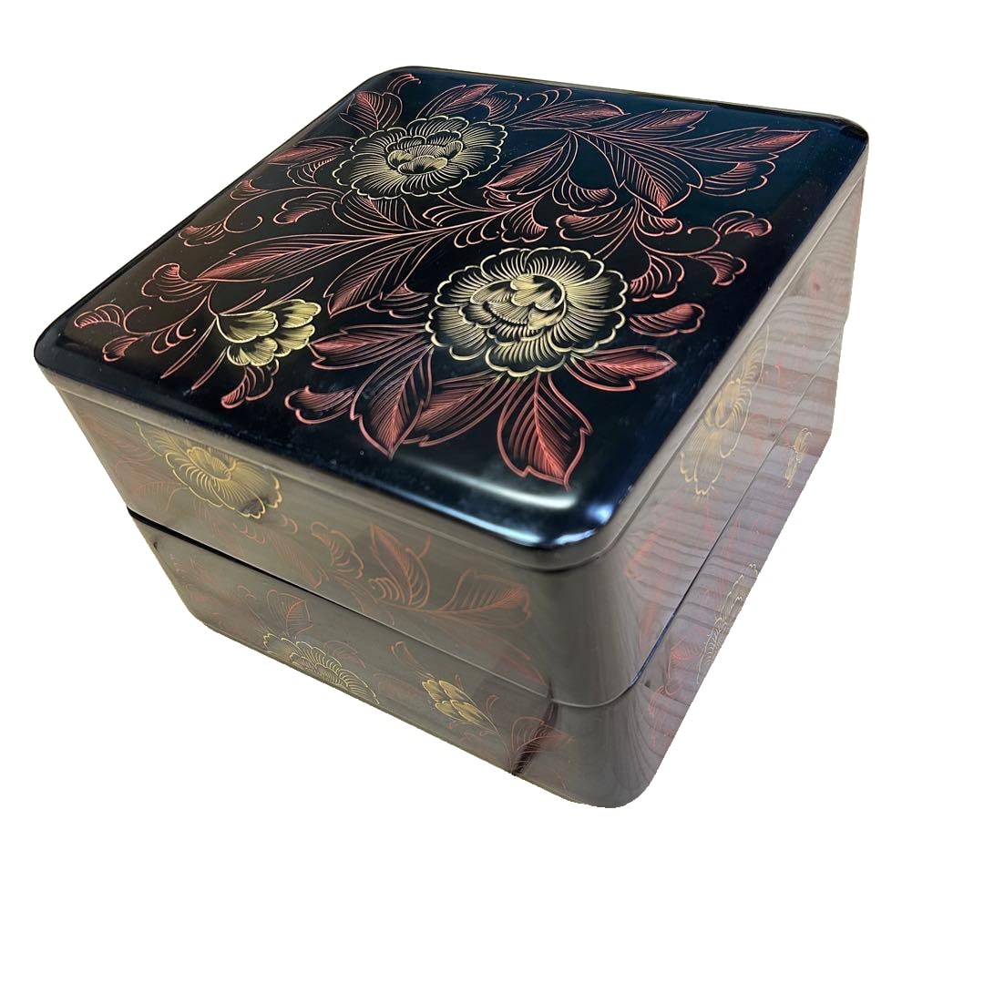 Wajima lacquered wooden bento box with black floral pattern. (1 of 4)