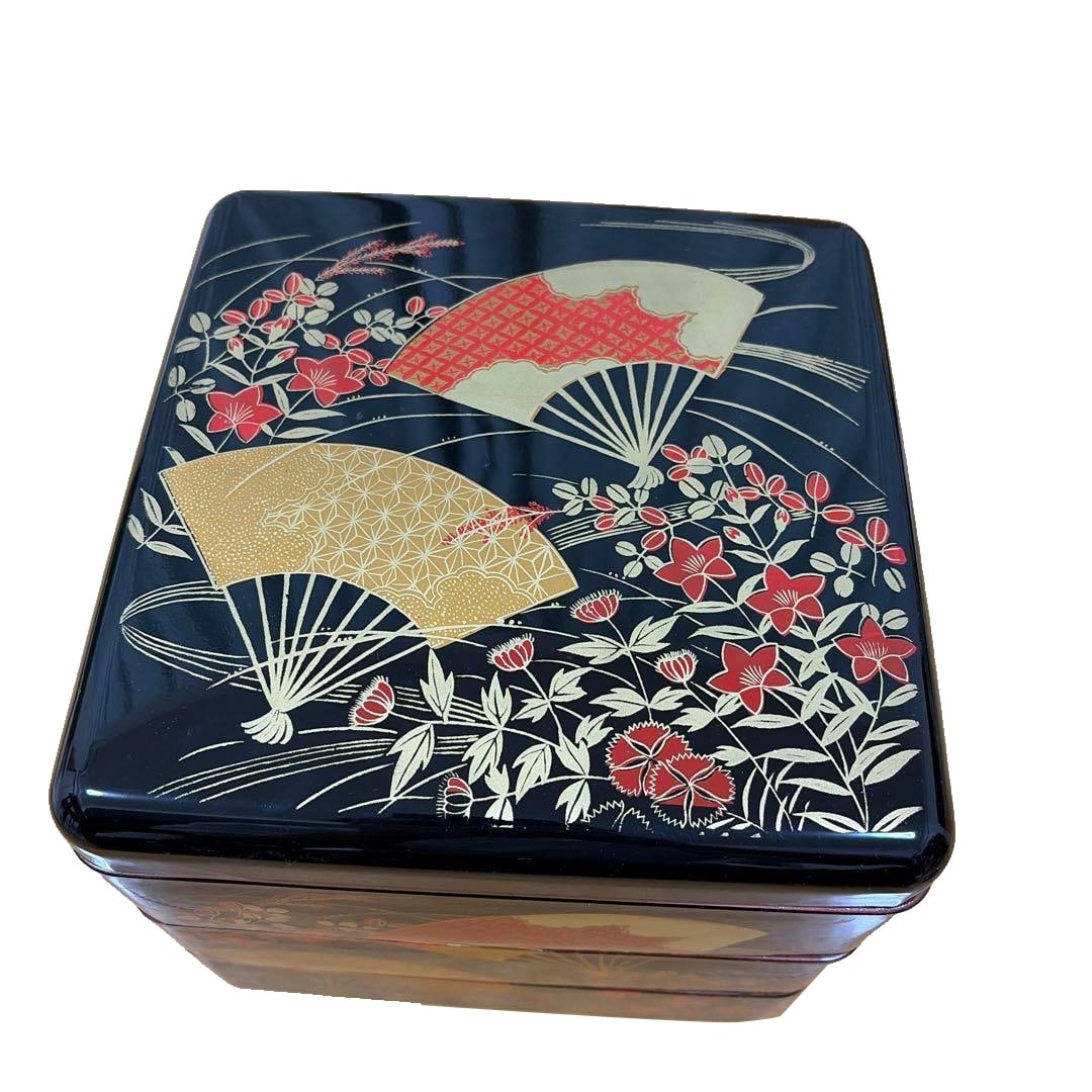[Brand New, Unused] Natural Wood Black Three-Tier Fan Pattern Bento Box (1 of 8)