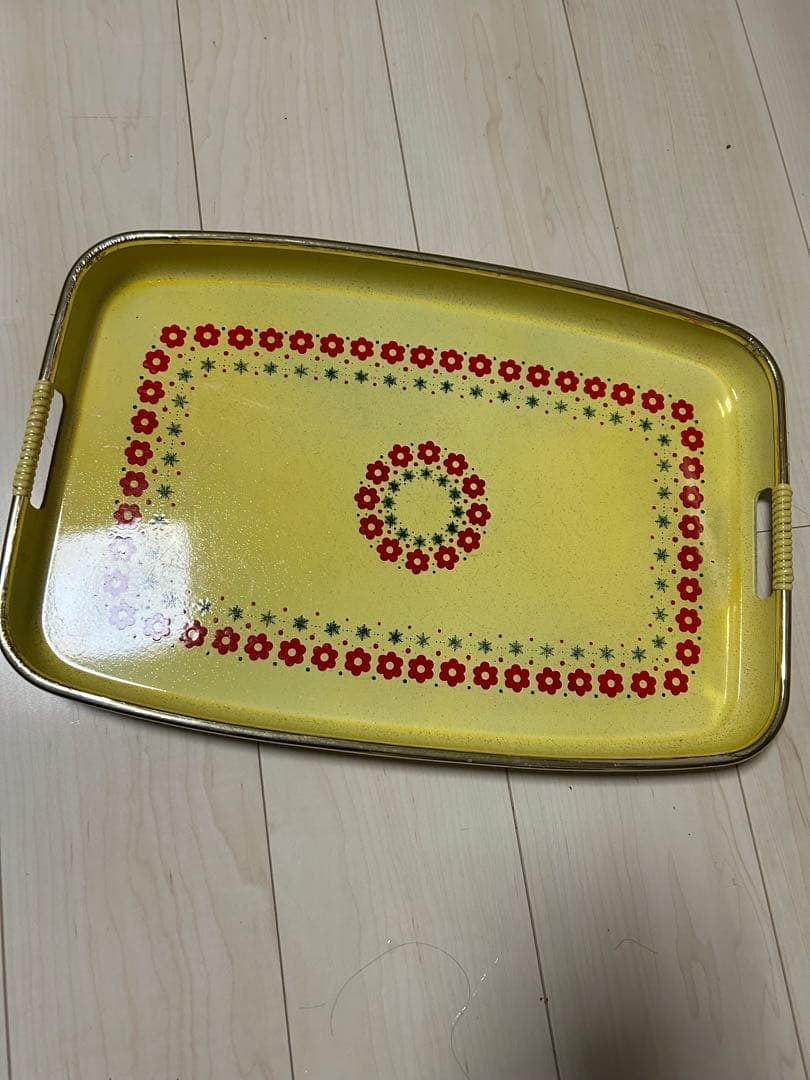 Tray, rectangular tray, Showa retro style, floral pattern, leather, grape pattern, lacquerware. - 2