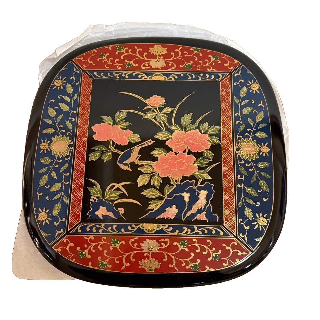 Lacquerware, floral motifs, bird patterns, tray, brand new. (1 of 9)