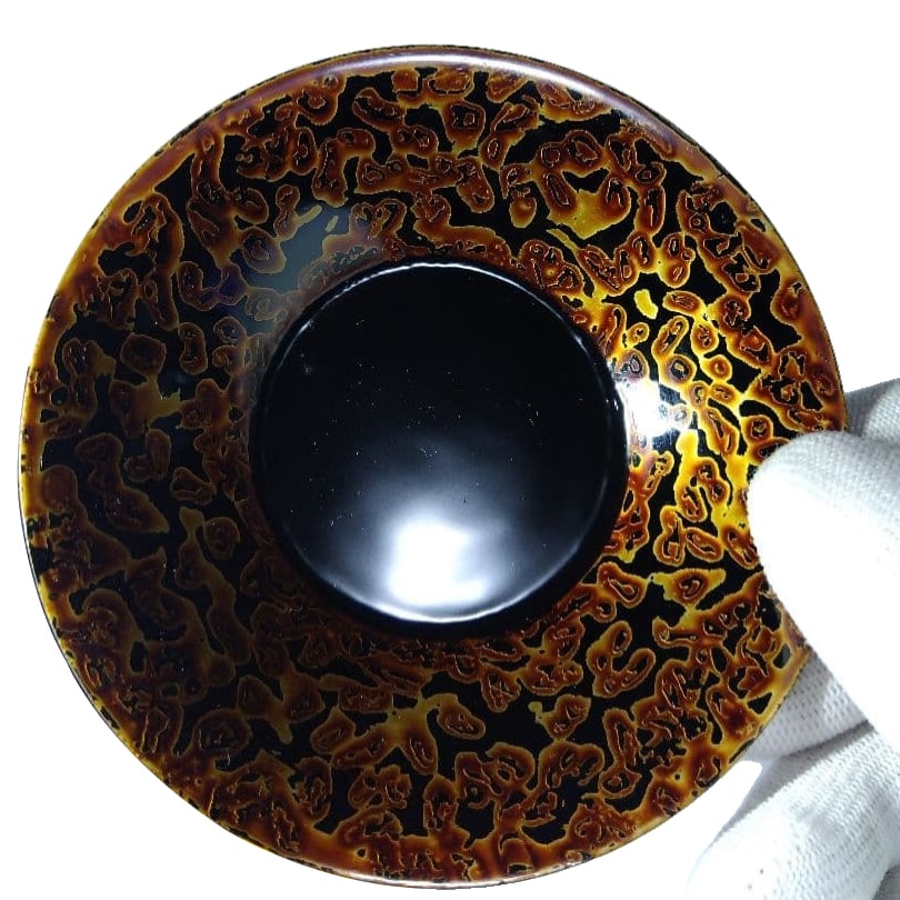 Showa Retro Style, a set of 5 pieces, Aizu Lacquerware, with gold insect-eaten pattern, made in: Showa Retro Style, a set of 5 pieces, Aizu Lacquerware, with gold insect-eaten pattern, made in Japan, produced by Orikasa Lacquerware Shop, dimensions approximately 9 x 2 cm. One area of the surface 