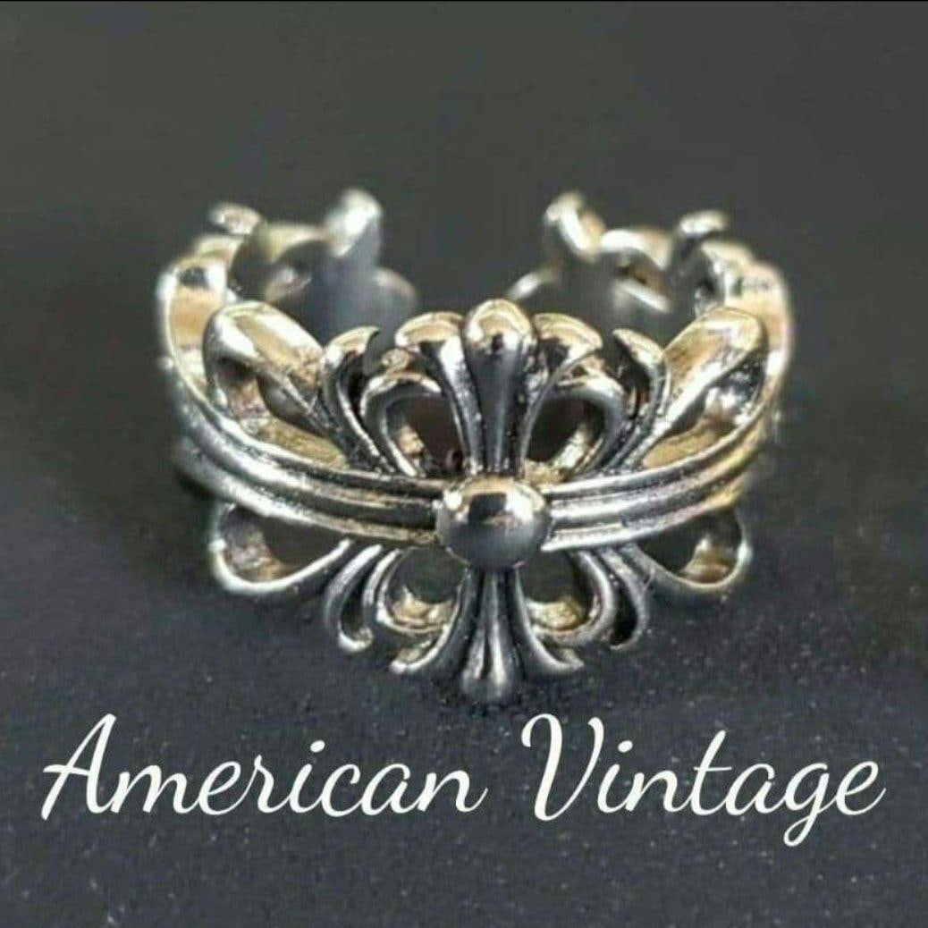 Second-hand - Mexican style floral silver ring, vintage, American vintage, brand new: Vintage American Style Ring Cross! Flowers! Mexican Silver Ring Top height is about 1.5 centimeters!! American style, specially designed for Harley riders, motorcycle enthusiasts, and others One size 