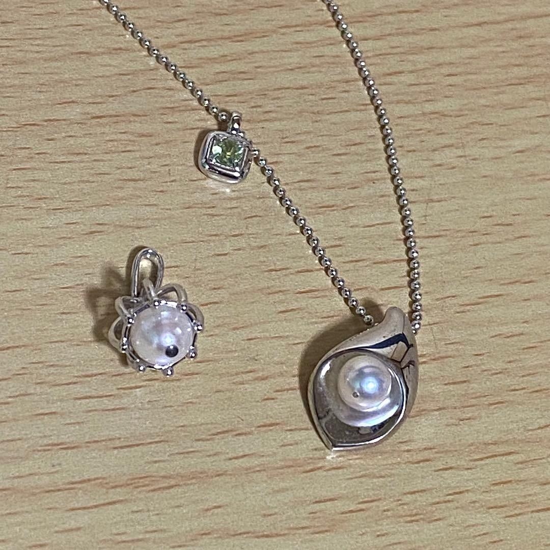 Second-hand Tasaki pearl necklace and pendant set, silver (SV): Tasaki Pearl Necklace and Pendant Set, Silver (SV) Dimensions: Top approximately 11 x 20 mm Chain length: Approximately 40 cm Top: Approximately 1 x 1 cm Slight scratches. Overall, still in good condi