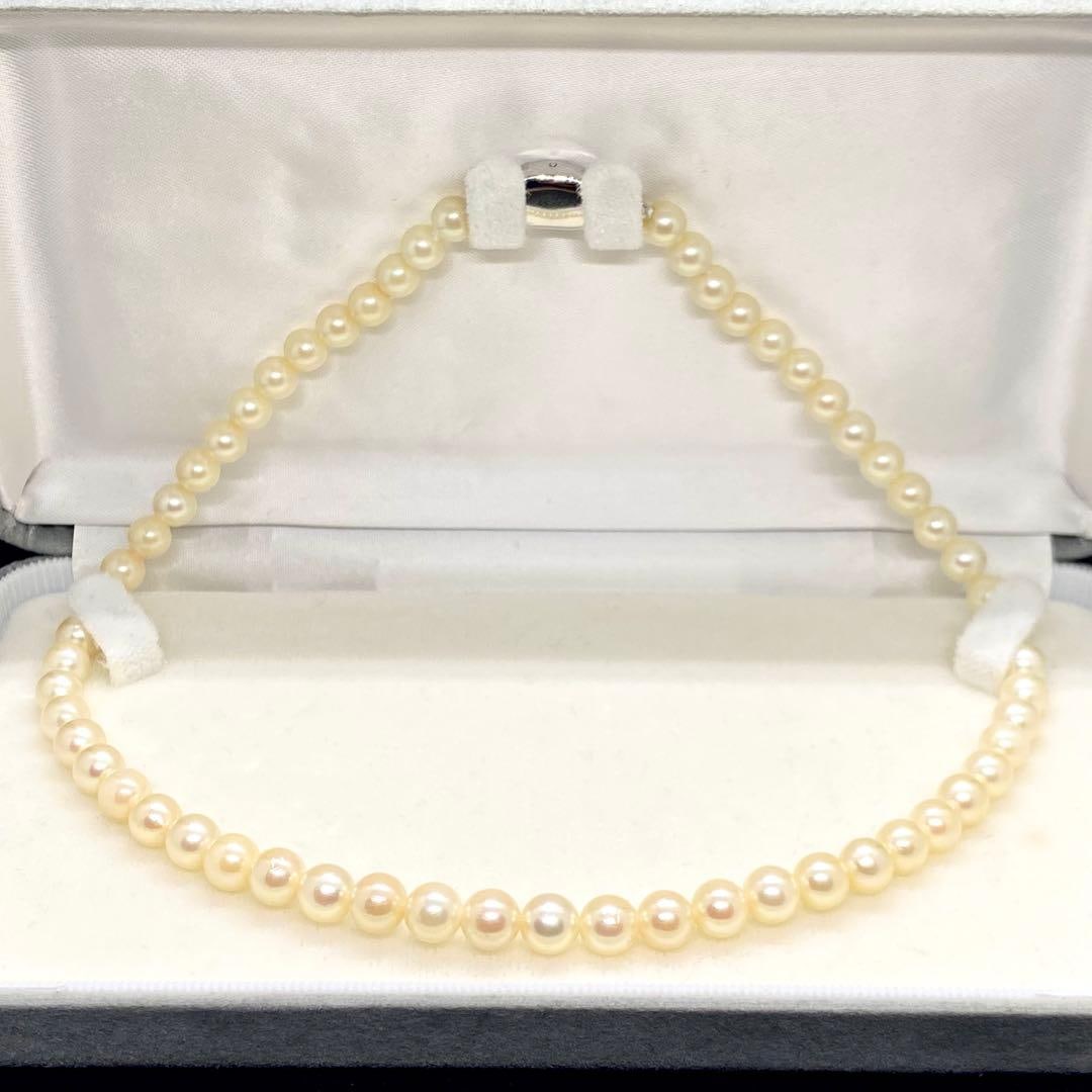 Second-hand - Pearl necklace, SV925, pearl diameter 6.9-5.9 millimeters: Pearl necklace, SV925, pearl diameter 6.9-5.9 mm, length 38.5 cm.