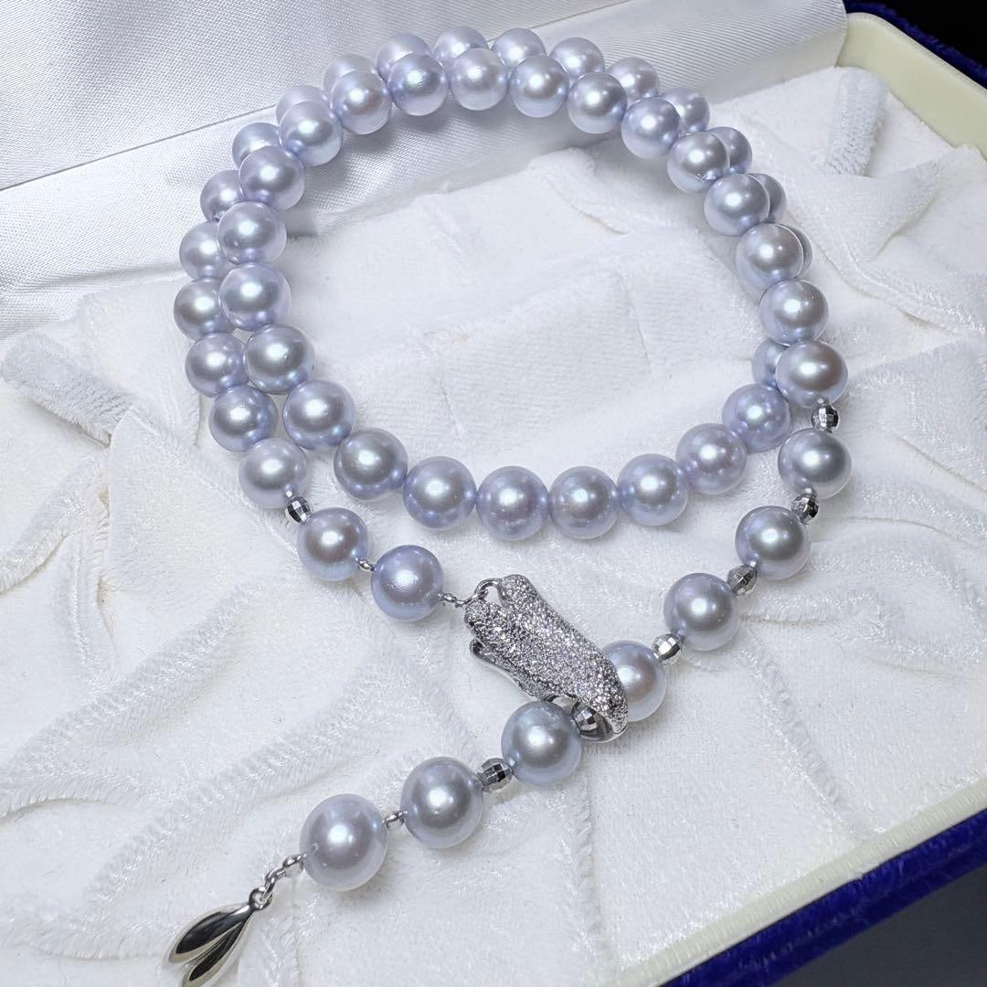 Second-hand - 7.5-8.0mm Akoya Pearl Necklace Strand: This is a double-strand pearl necklace made of elegant blue-gray pearls. This necklace is versatile and stylish, can be worn in multiple ways, such as lariat-style (Y-shape) or looped style. Total len