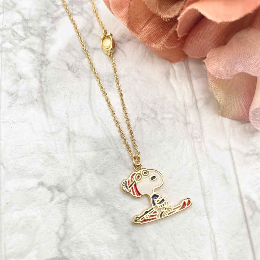 Second-hand - Brand new, unused COACH x PEANUTS Snoopy collaboration necklace - Rare: Brand: Coach Product Overview: Snoopy Collaboration (Skiing) Peanuts Comics Collaboration Necklace Pendant Brass plating, enamel, glass, cubic zirconia Lobster clasp Accessories: None Dimensions: Pend