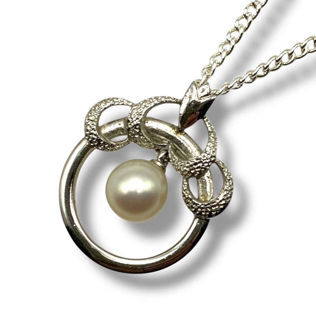 Second-hand MIKIMOTO necklace, single pearl, natural pearl, 5.6mm, round design: MIKIMOTO necklace, single pearl, natural pearl, 5.6mm, round design Material/Color: 925 silver, SV925, silver color, Ag New aftermarket chain (SV925) Accessories: None Size Top dimensions: 2.1cm