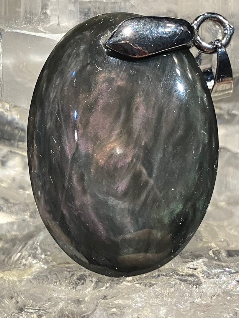 Second-hand - Rainbow Obsidian Huiqiao Pendant: Rainbow Obsidian Huiqiao Pendant - Natural Gemstone Energy Stone