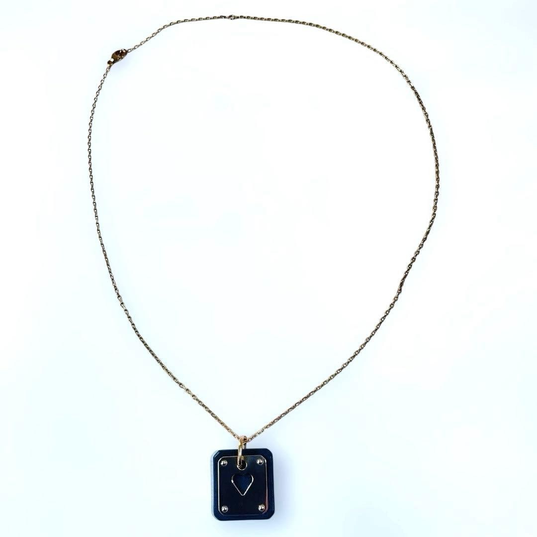 Second-hand - HERMES As de Coeur Y Print Necklace Gold Leather: [Brand Name] Hermes Item Ascot Necklace Y Seal Size Neck circumference: 44-49 cm; Pattern size: 2.1 x 1.8 cm Material GP Vauxhall Swift Condition B+ Slight scratches on the surface, fading of
