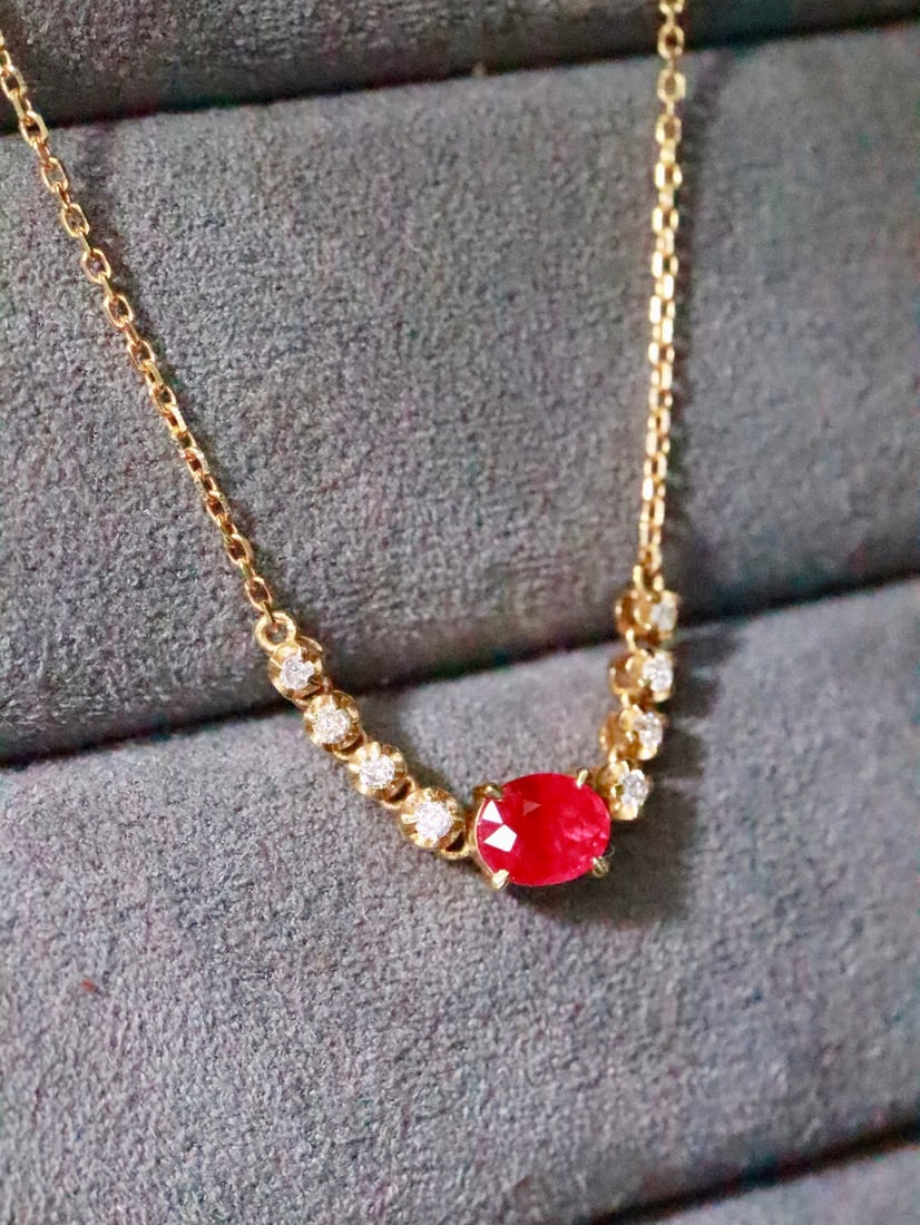18K Gold Ruby Collarbone Necklace - 5