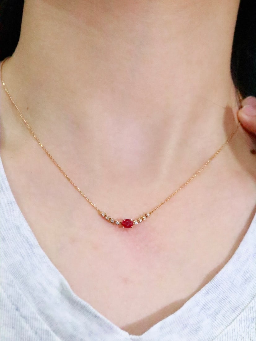 18K Gold Ruby Collarbone Necklace - 6