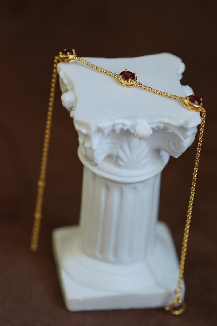 18K Gold Diamond Ruby Bracelet - 8