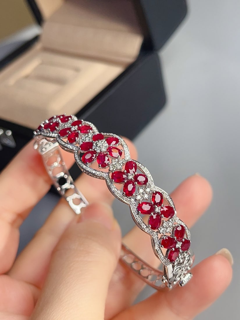 18K Gold Ruby Bracelet - 4