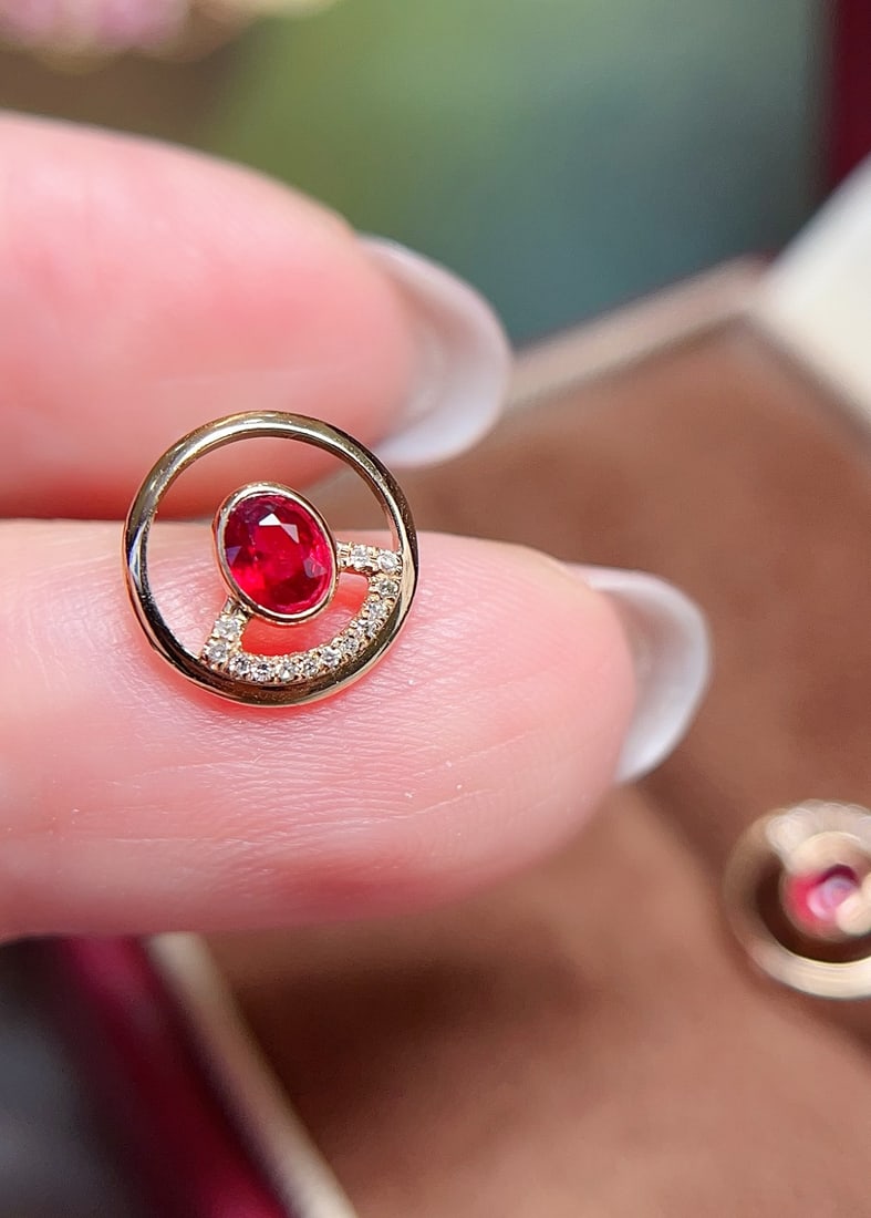 18K gold ruby earrings - 4
