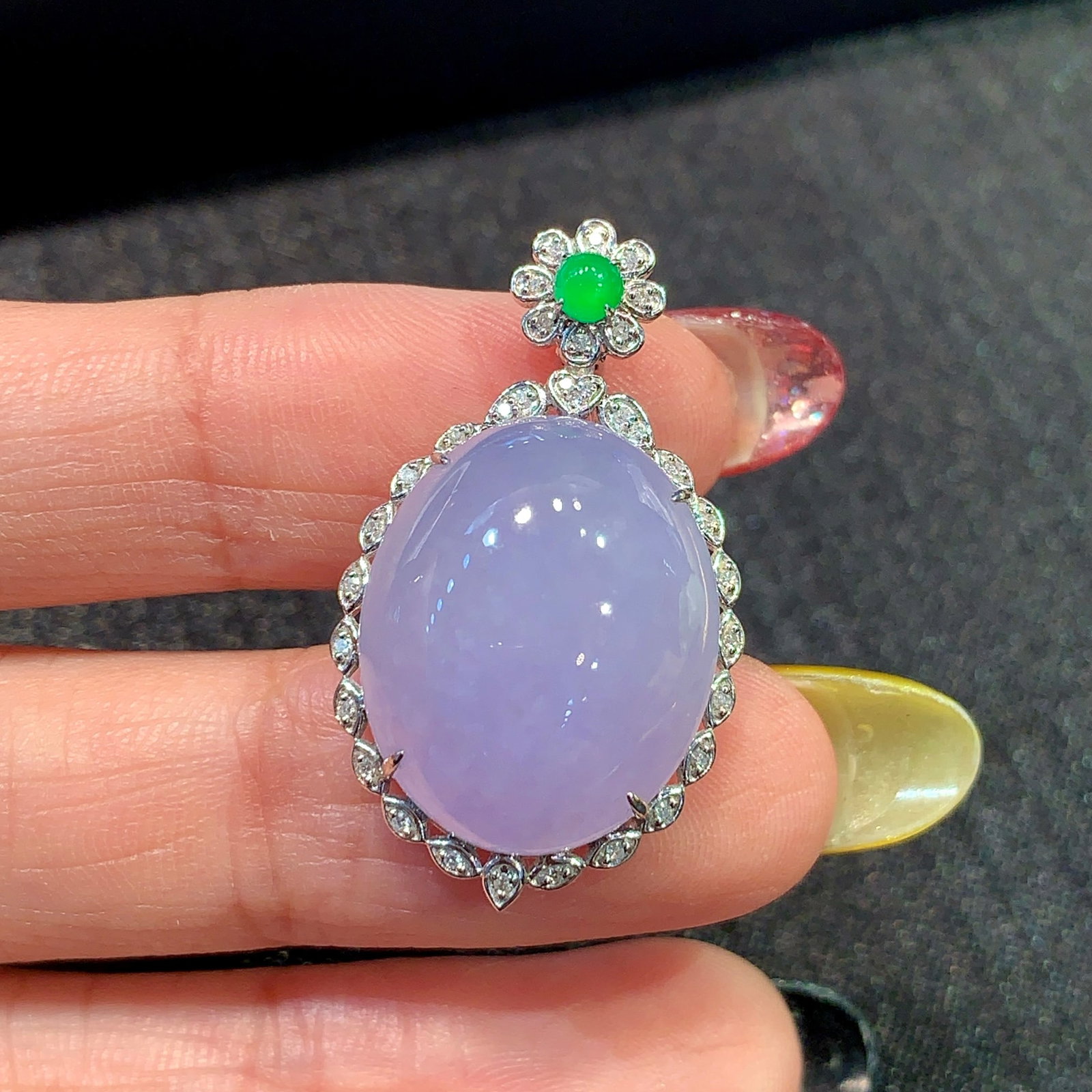 jadeite pendant - 2