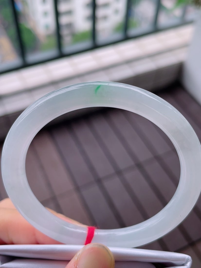 jadeite Round Bangle - 2