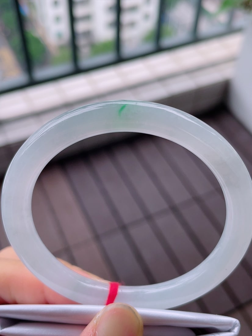 jadeite Round Bangle - 3
