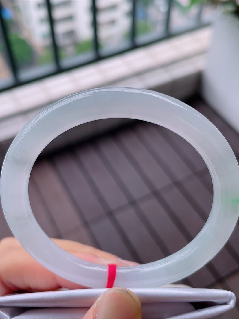 jadeite Round Bangle - 6