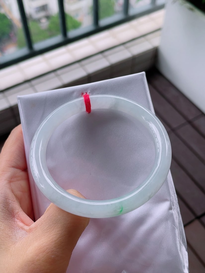 jadeite Round Bangle - 7