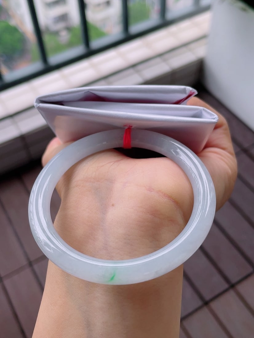 jadeite Round Bangle - 9