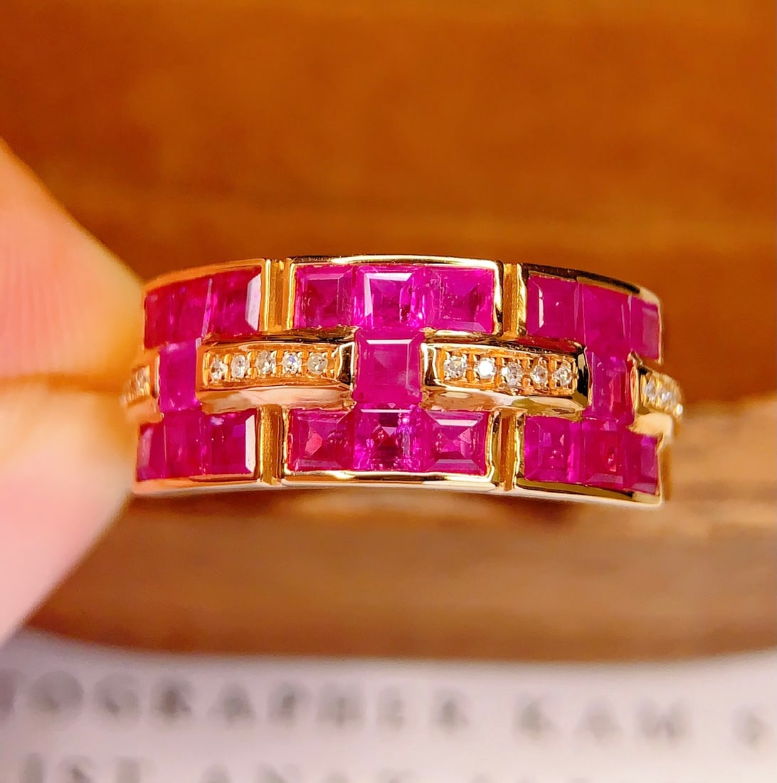 18K Gold Natural Ruby Ring - 4