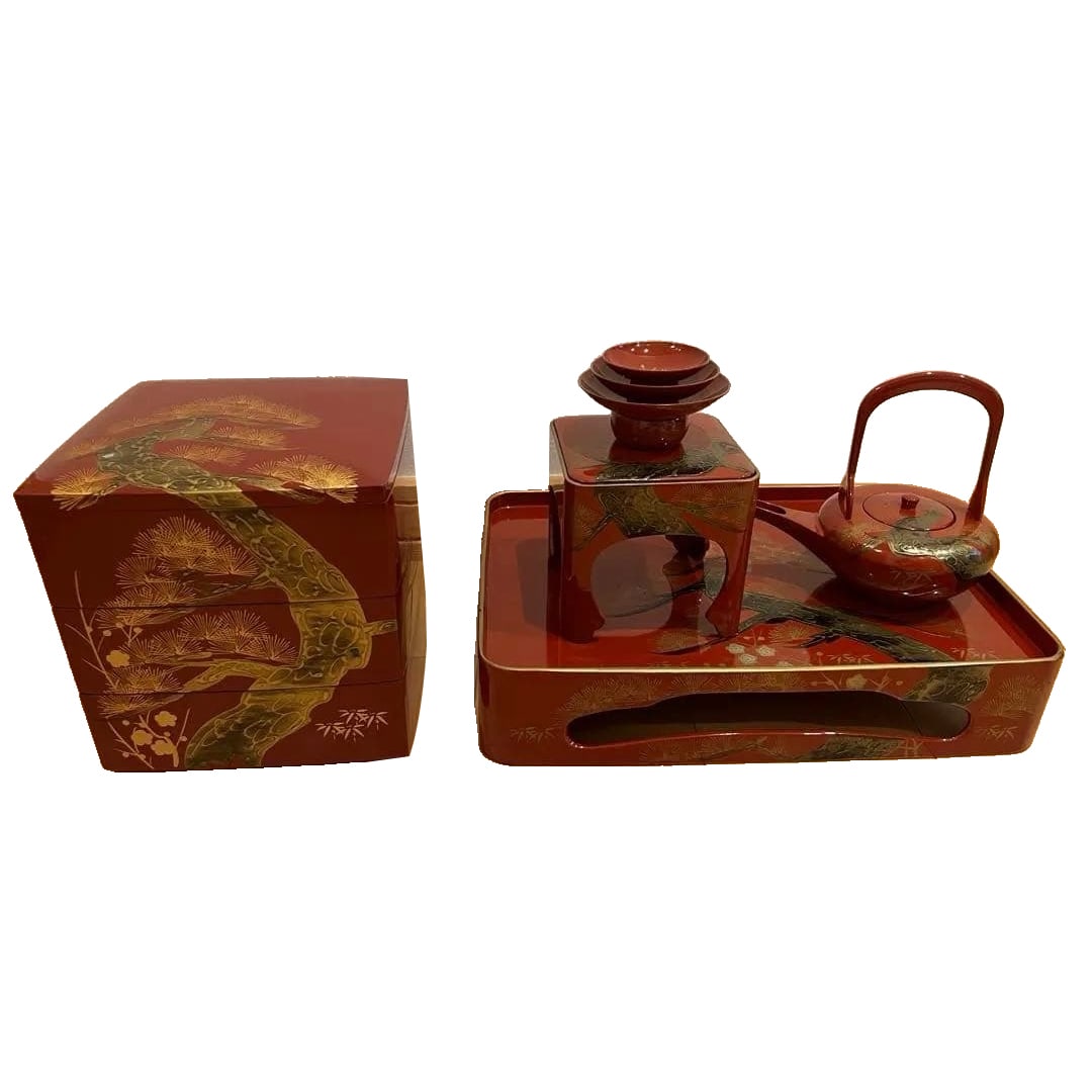 Vermilion Lacquered Wajima-style Multi-tiered Food Box, Sake Dispenser, Old Pine Tree (1 of 13)