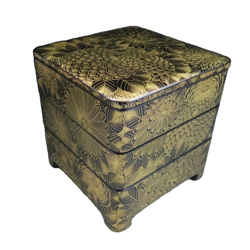 Rare Japanese lacquerware, high-grade chrysanthemum pattern, three-tiered footed bento box, with a (1 of 20)