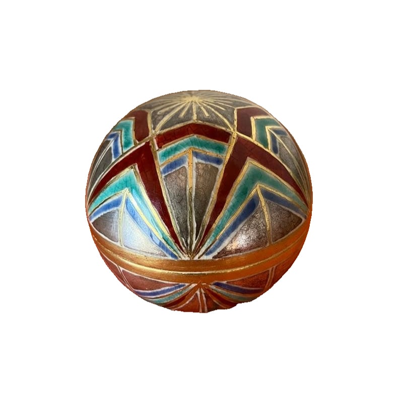 Tea Ceremony Utensils: Asan, Temari Incense Container: Incense Container, Tsuji Asan, Temari A family item that taught the Way of Tea. There are no chips or cracks, and it is notably heavy (142g). The wooden box has stains, and there is wear and loss of g