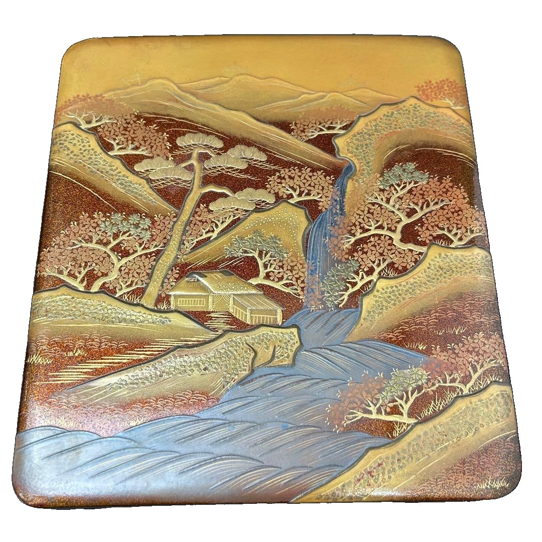 Lacquered document box, decorated with gold lacquer, inkstone box.: A lacquer writing box, decorated with gold maki-e and exquisite landscape painting. (Inkstone) Type: Lacquerware Design: Landscape Color: Combination of brown and gold Condition: With scratches and