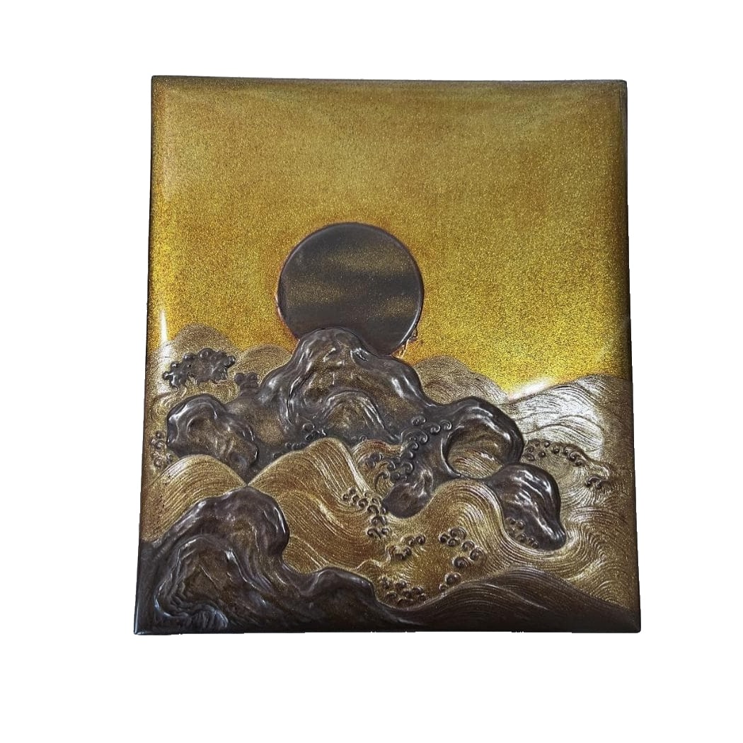 A lacquered inkstone box, decorated with a crescent wave pattern, Meiji period. (1 of 15)