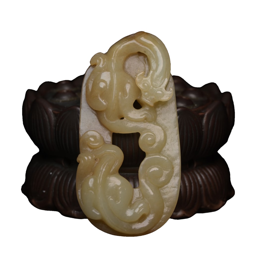 Hetian Jade Dragon Pendant: Hetian Jade Dragon Pendant Dimensions: 7.3×3.7×1.1 cm Weight 36 grams.