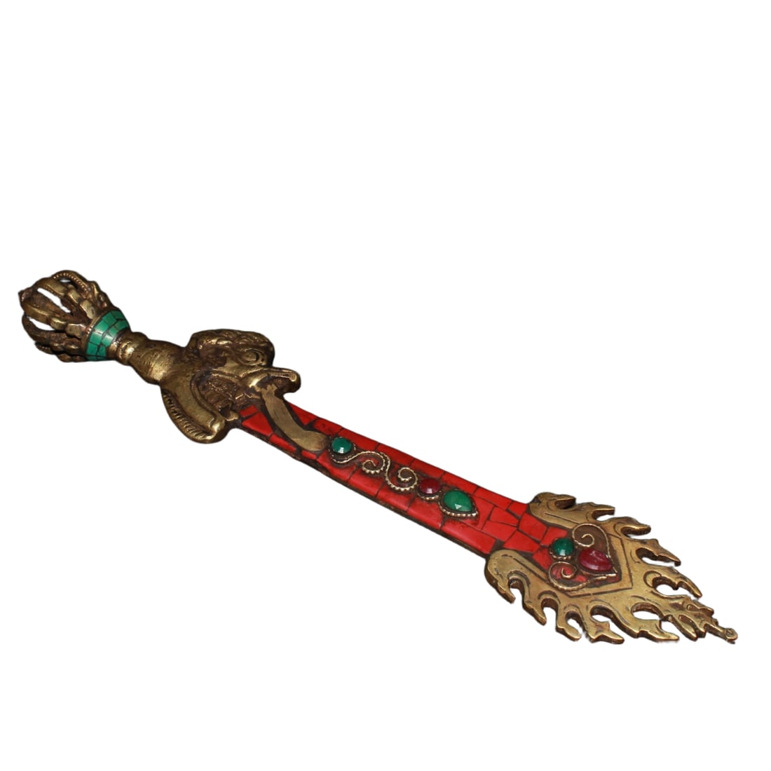 Nepalese sword with inlaid gemstones, featuring green and red pine motifs.: Nepalese inlaid gemstone Manjushri sword with green and red pine, measuring approximately 28 cm in length, 5 cm in width, 3 cm in thickness, and weighing around 277 grams.
