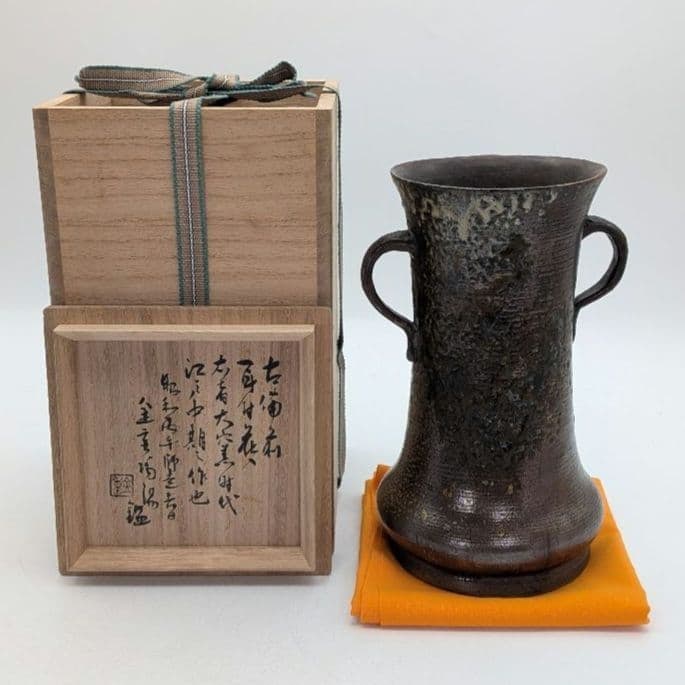 Restored. Six Star Temple kiln, mid-Edo period, Bizen ware vase with handles, accompanied by a box (1 of 20)