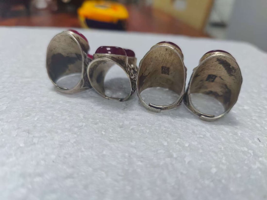 4 Ruby Inlaid Loose Rings - 2