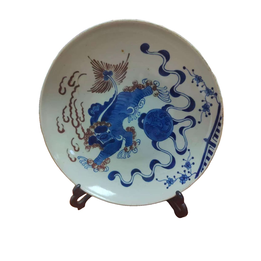 Old collection of Qing Dynasty blue and white appreciation plate: A Qing Dynasty blue and white appreciation plate, 5.5cm high and 26.6cm wide, in good condition with a natural patina.