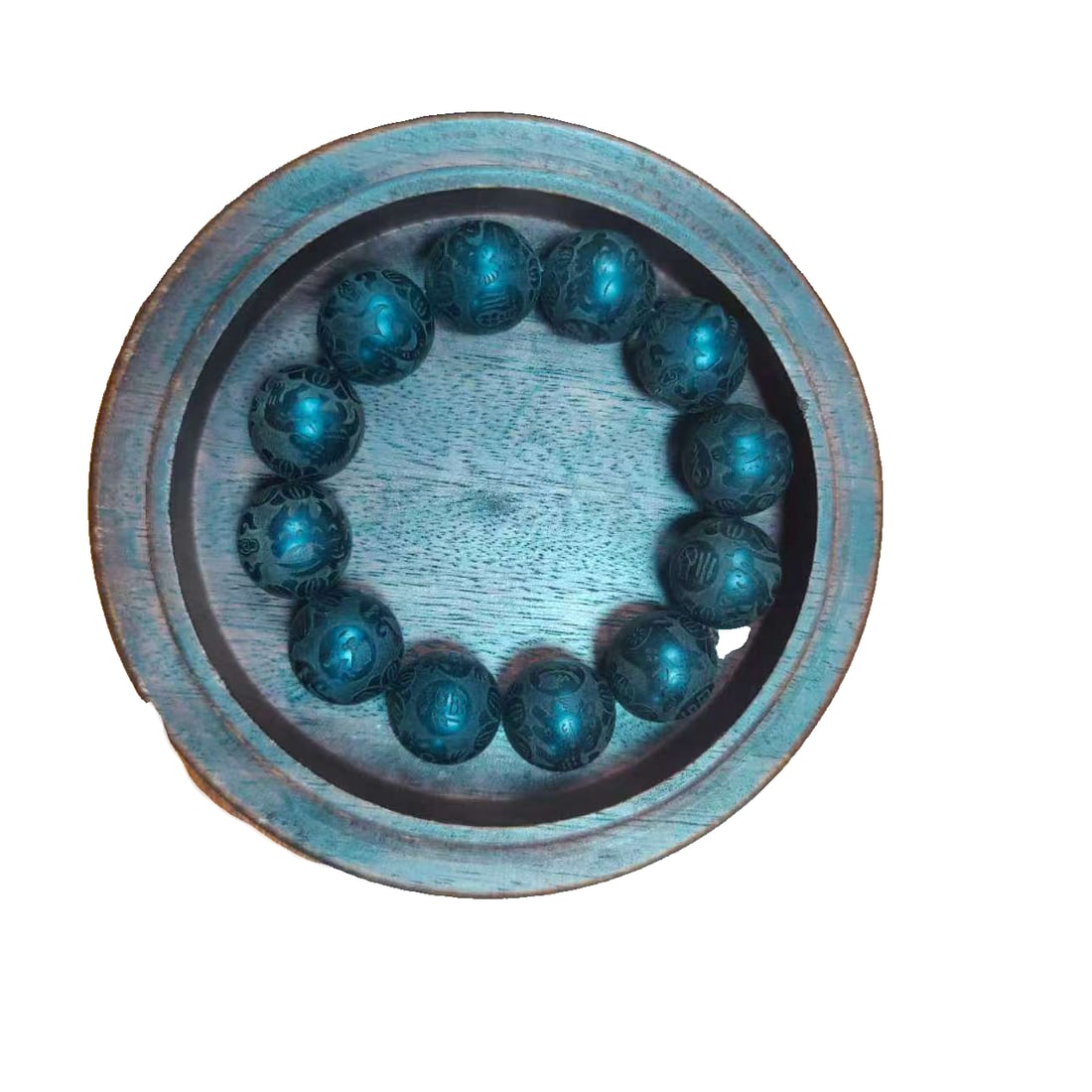 Agarwood bracelet in wooden box: Agarwood bracelet in wooden box, bead diameter 2 cm