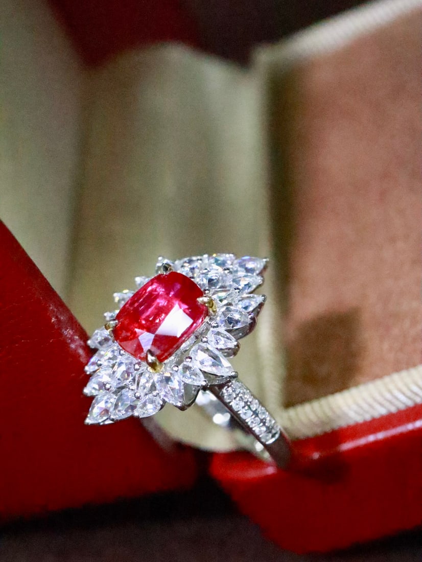 18K Gold Natural Unheated Ruby Ring - 3