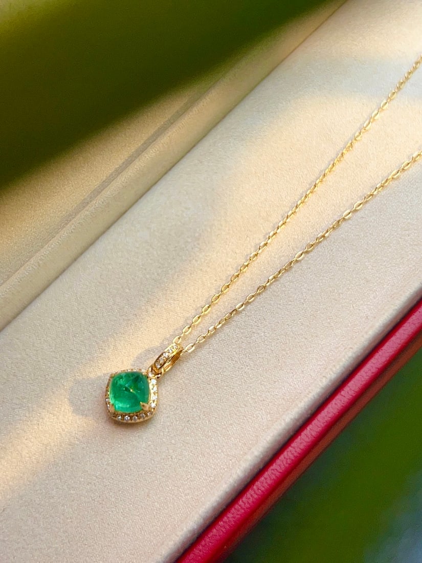 Natural Emerald Pendant - 2