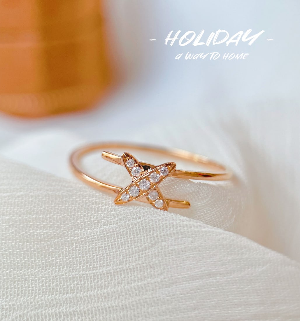 18K Gold Diamond Crossover Ring - 6