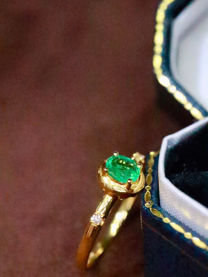18K Gold Emerald Ring - 3