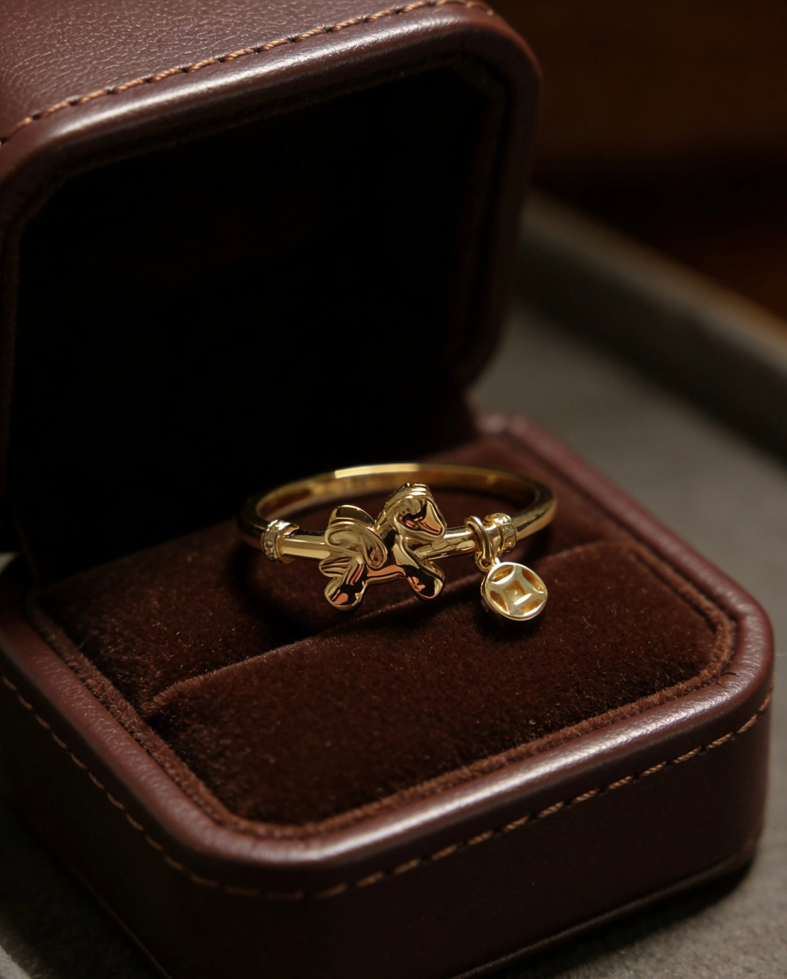 18K Gold Diamond Ring - 2