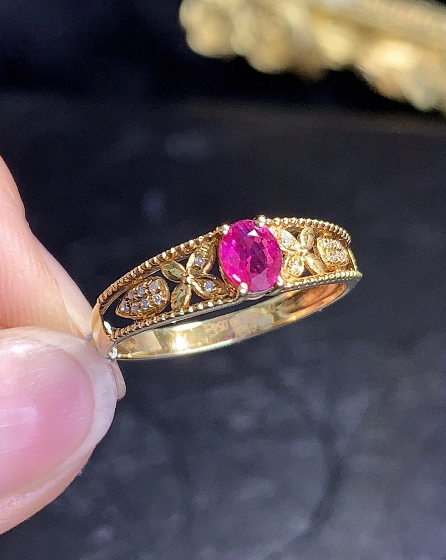 18K Gold Natural Ruby Ring - 4
