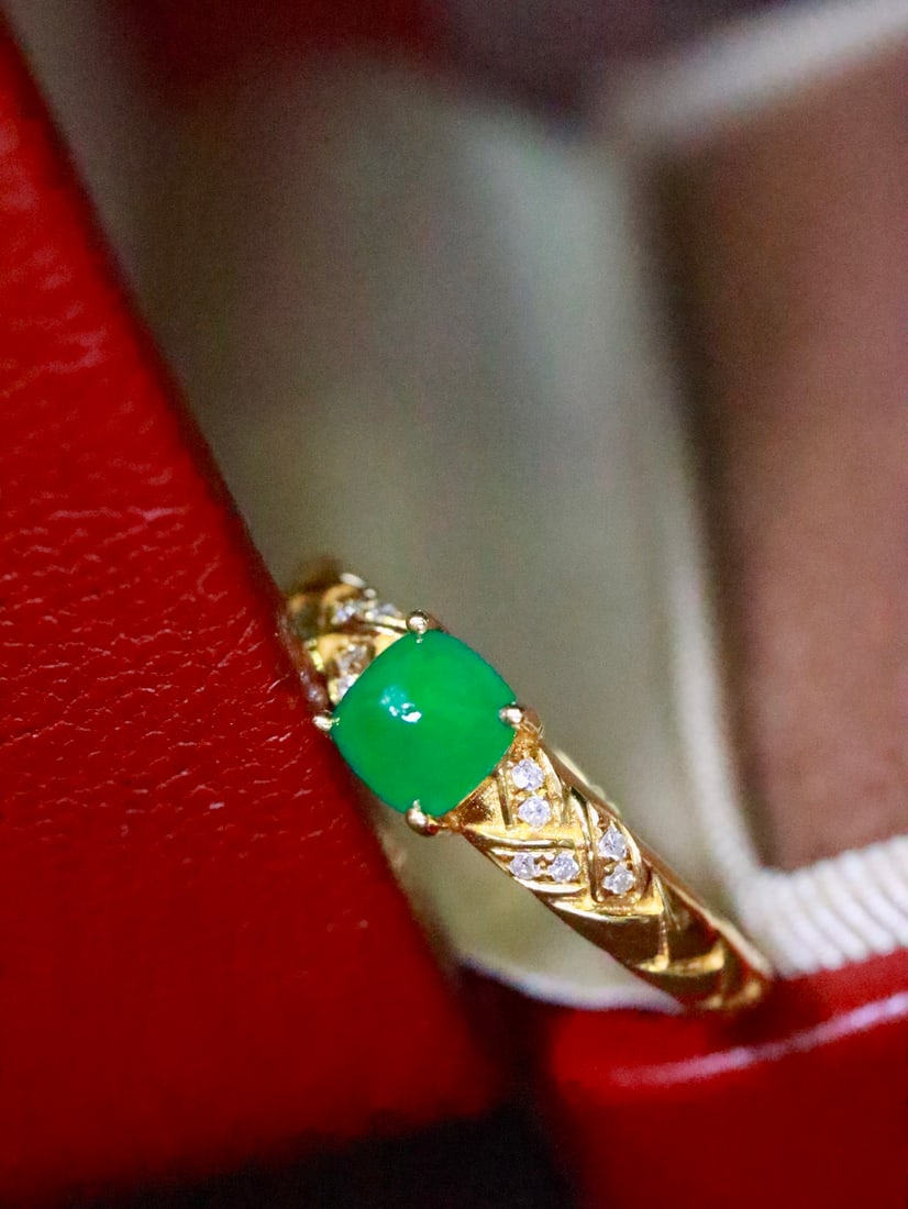 18K Gold Emerald Ring - 3
