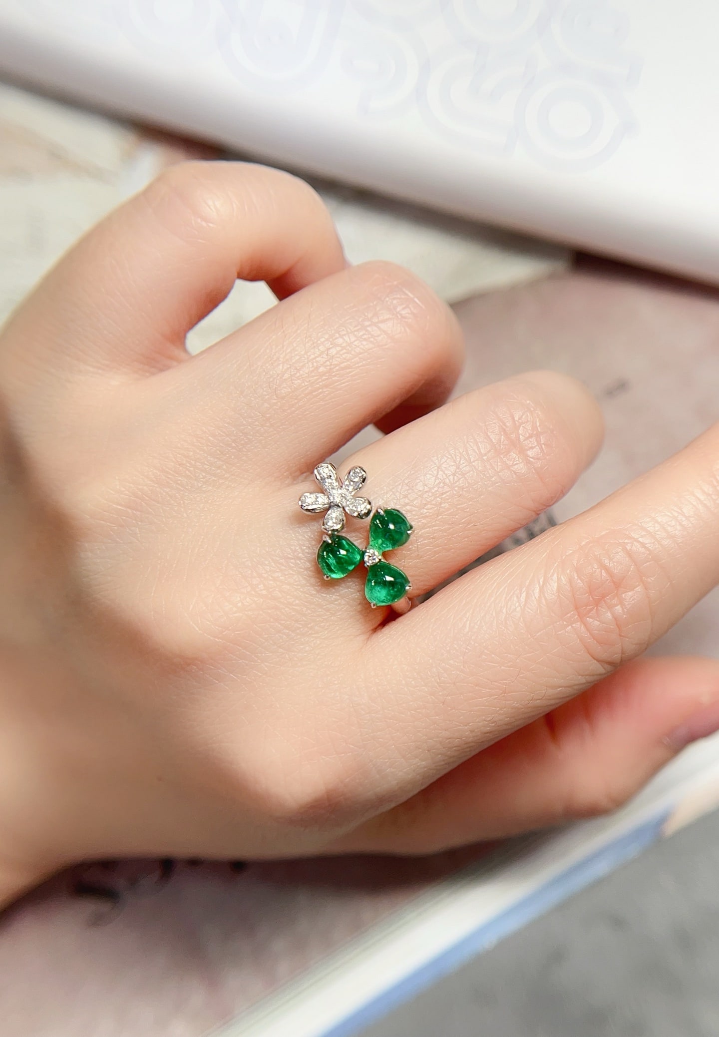 18K Gold Emerald Ring - 5